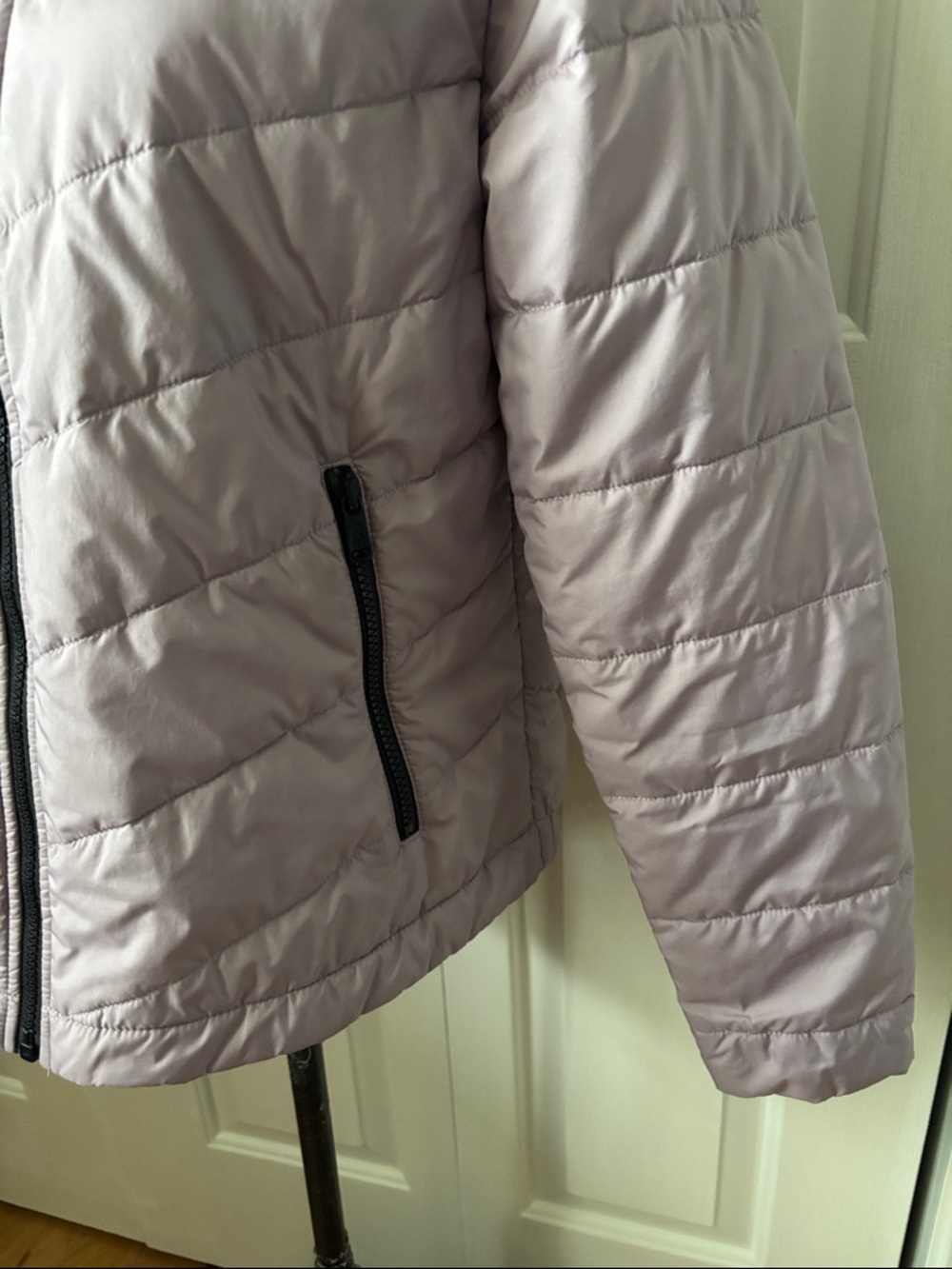 The North Face Quilted Fitted woman’s jacket sz Medium - Picture 8 of 9